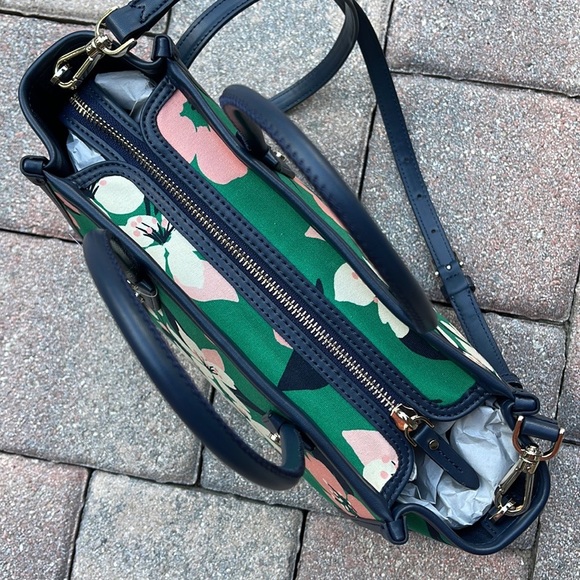 Kate Spade Lily Blooms Small Tote Crossbody Green Multi K7302 - Picture 7 of 16